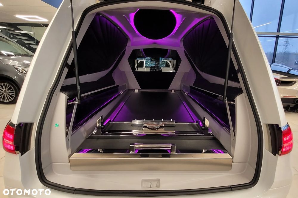 Mercedes-Benz Klasa E 200 - 14