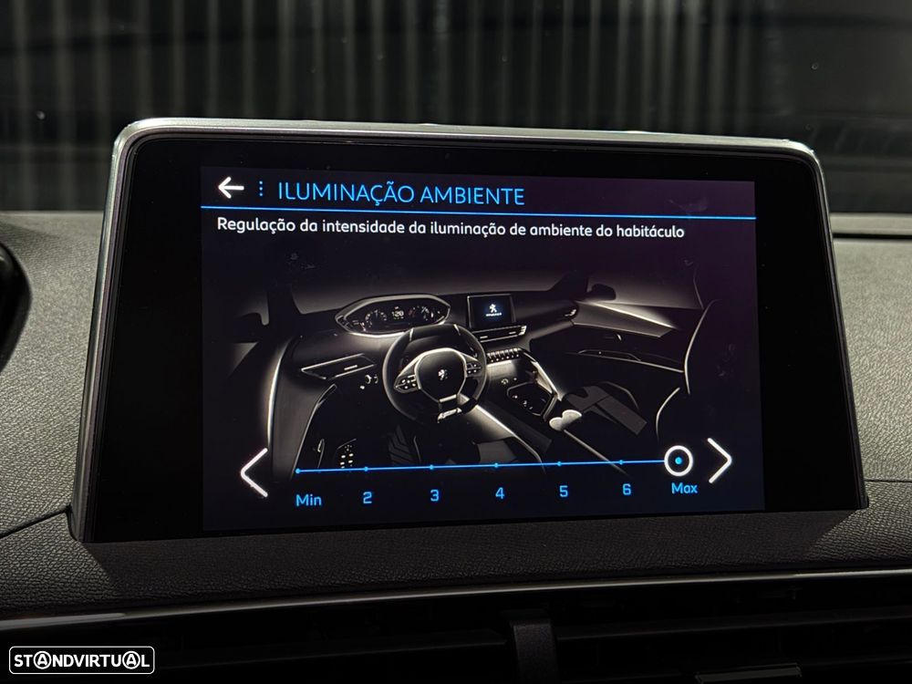 Peugeot 3008 1.2 PureTech Allure Pack - 24