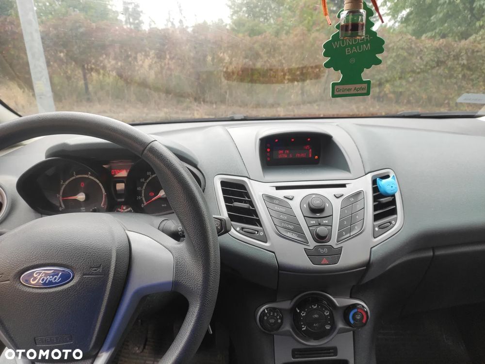 Ford Fiesta - 4