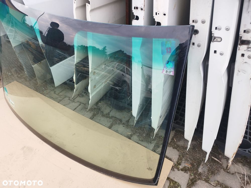 Szyba czołowa przednia Mercedes Vito W639 - 2