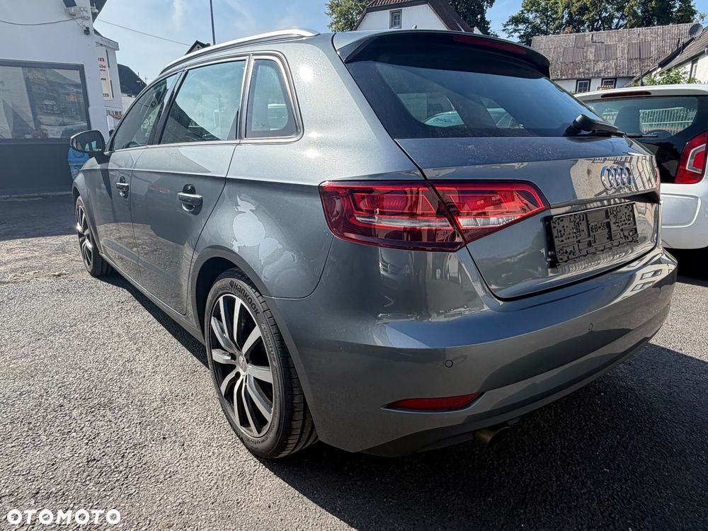 Audi A3 Sportback 30 TDI design - 7