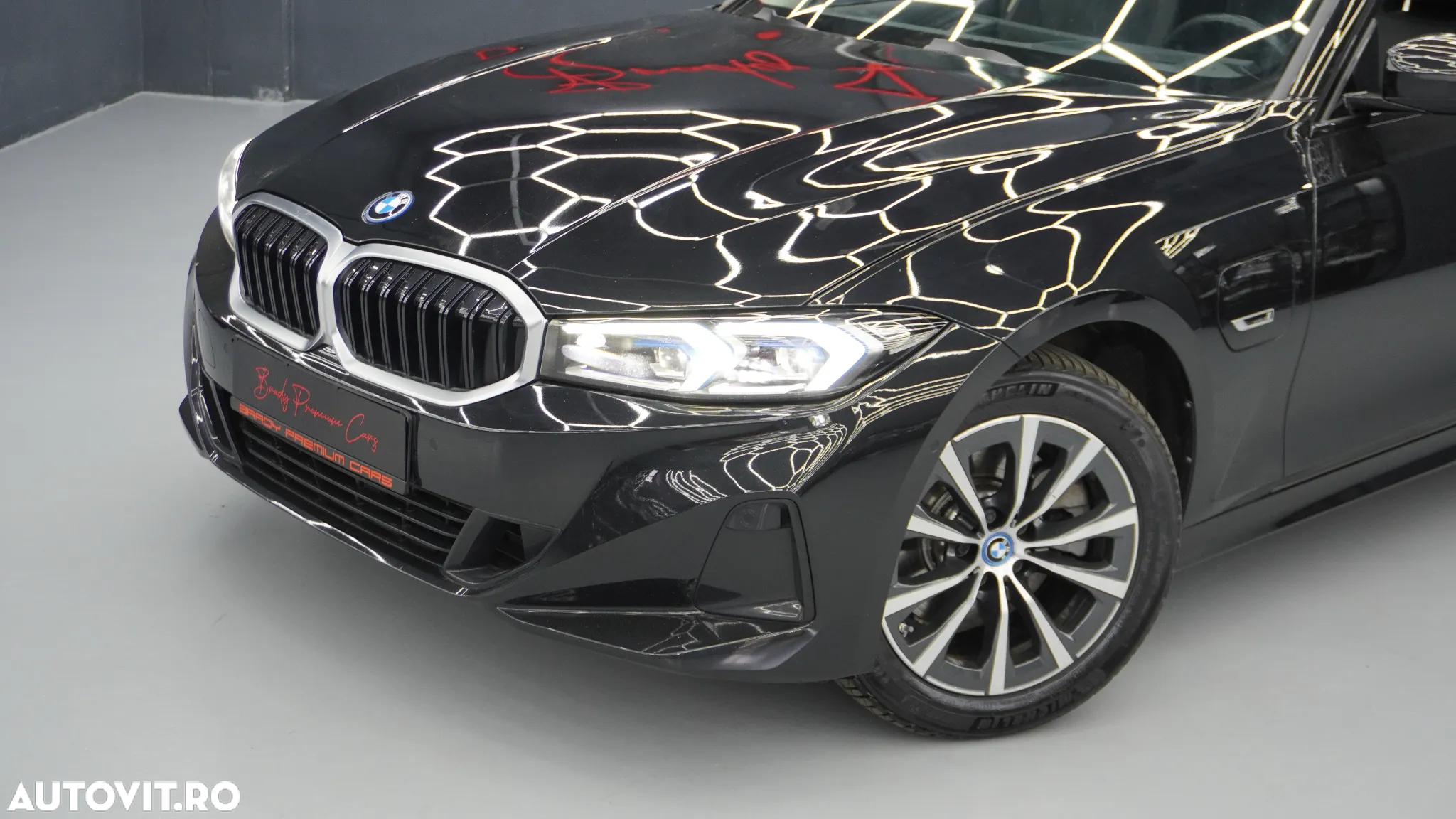 BMW Seria 3 320e Touring Aut. - 8