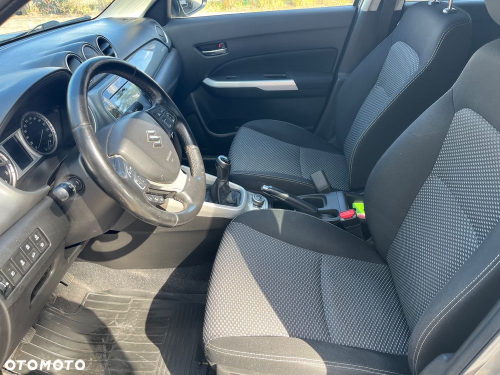Suzuki Vitara 1.6 (4x4) Allgrip Comfort+ - 17