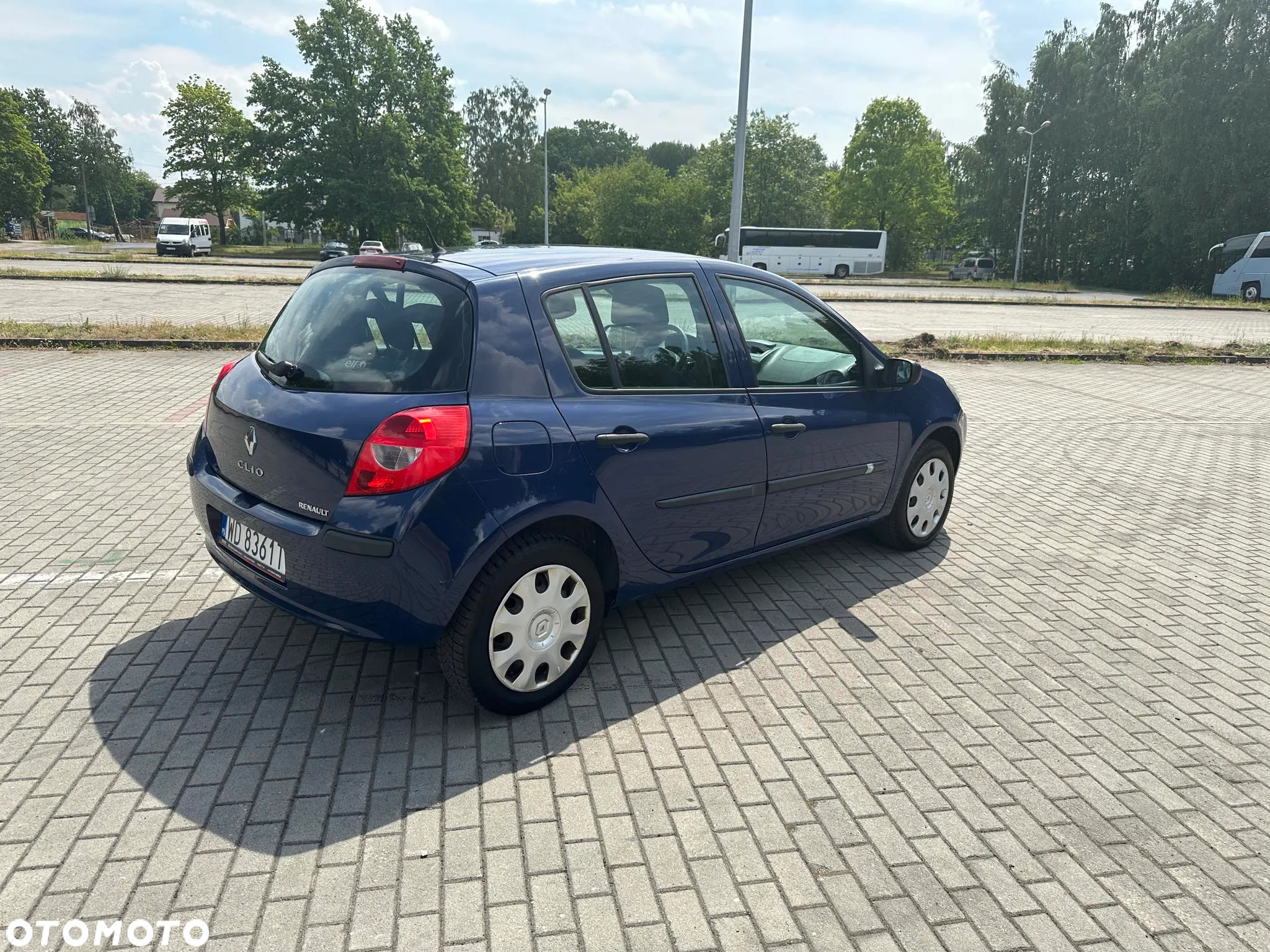 Renault Clio 1.2 16V Authentique - 6