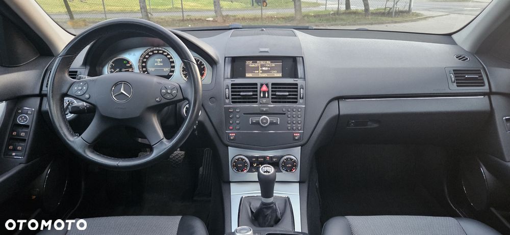 Mercedes-Benz Klasa C 180 BlueEFFICIENCY Avantgarde - 6