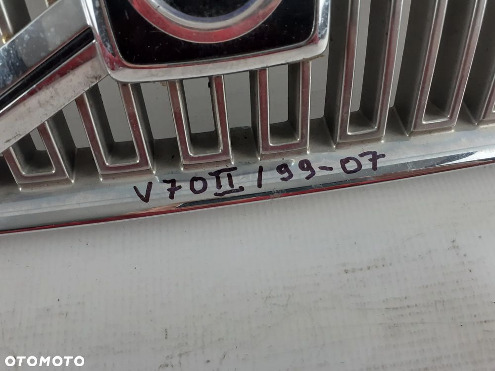 Volvo V70 II Grill Atrapa Chłodnicy - 2
