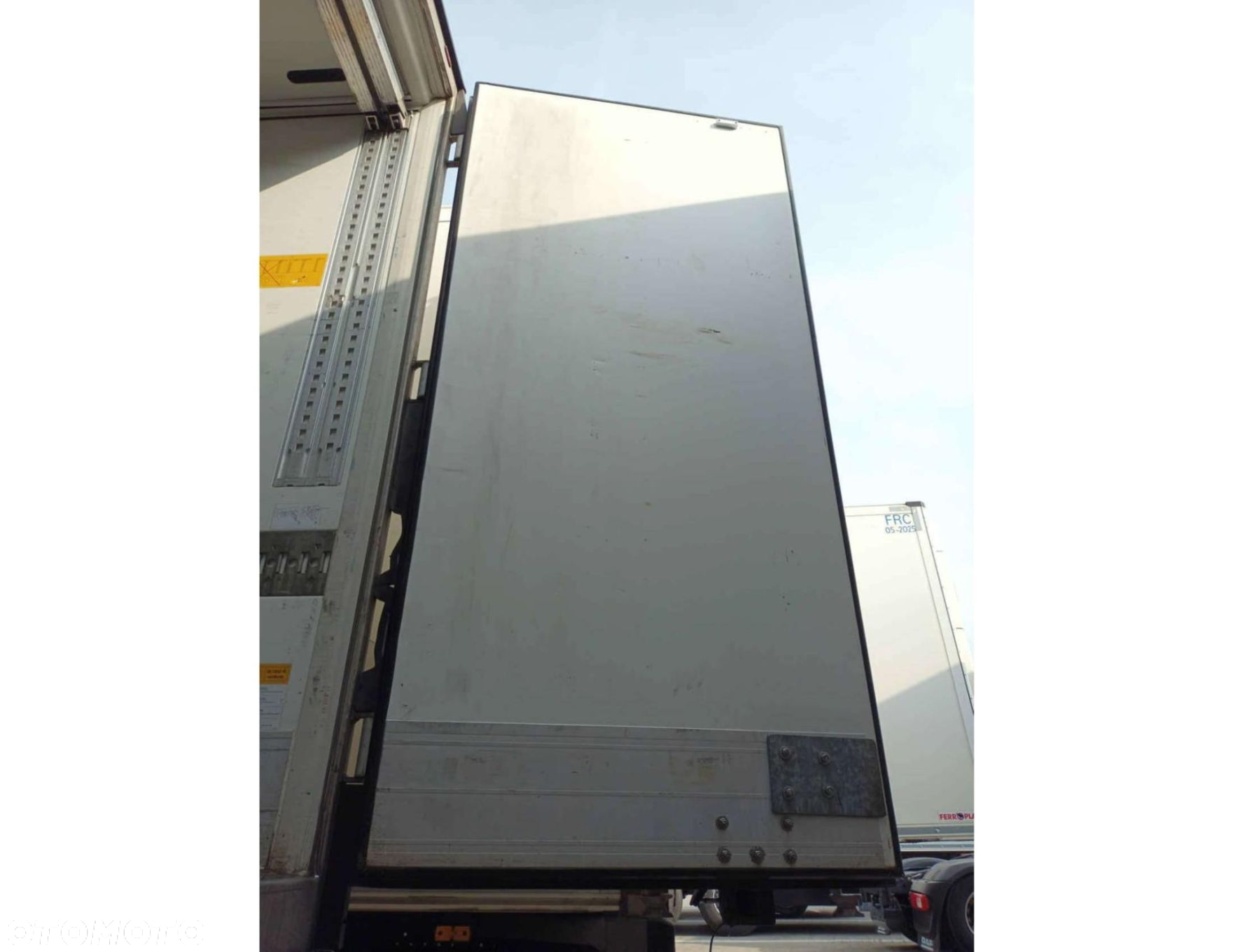 Schmitz Cargobull SKO Double Deck FP 45 ThermoKing SLXi 300 Lifting Axle - 7