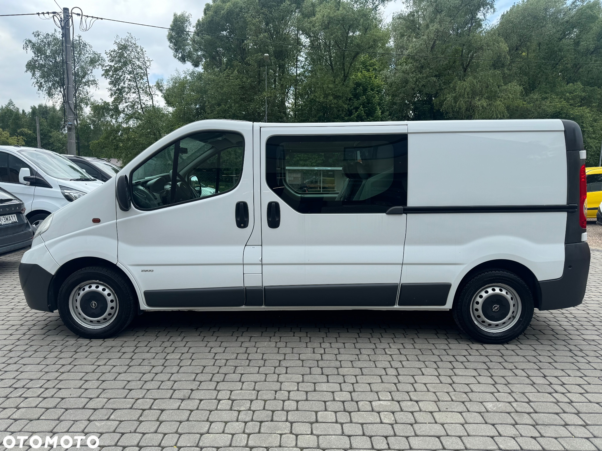 Opel Vivaro - 8