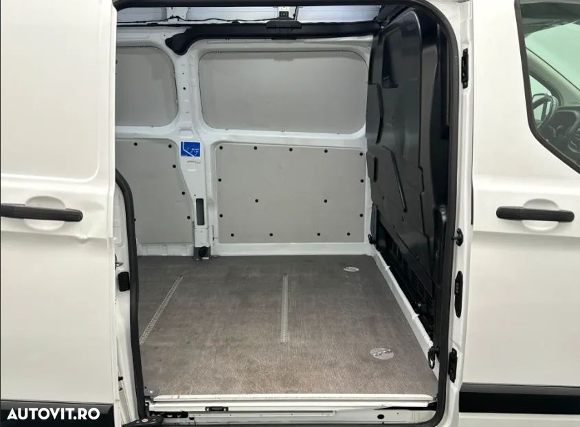 Ford Transit Custom - 16