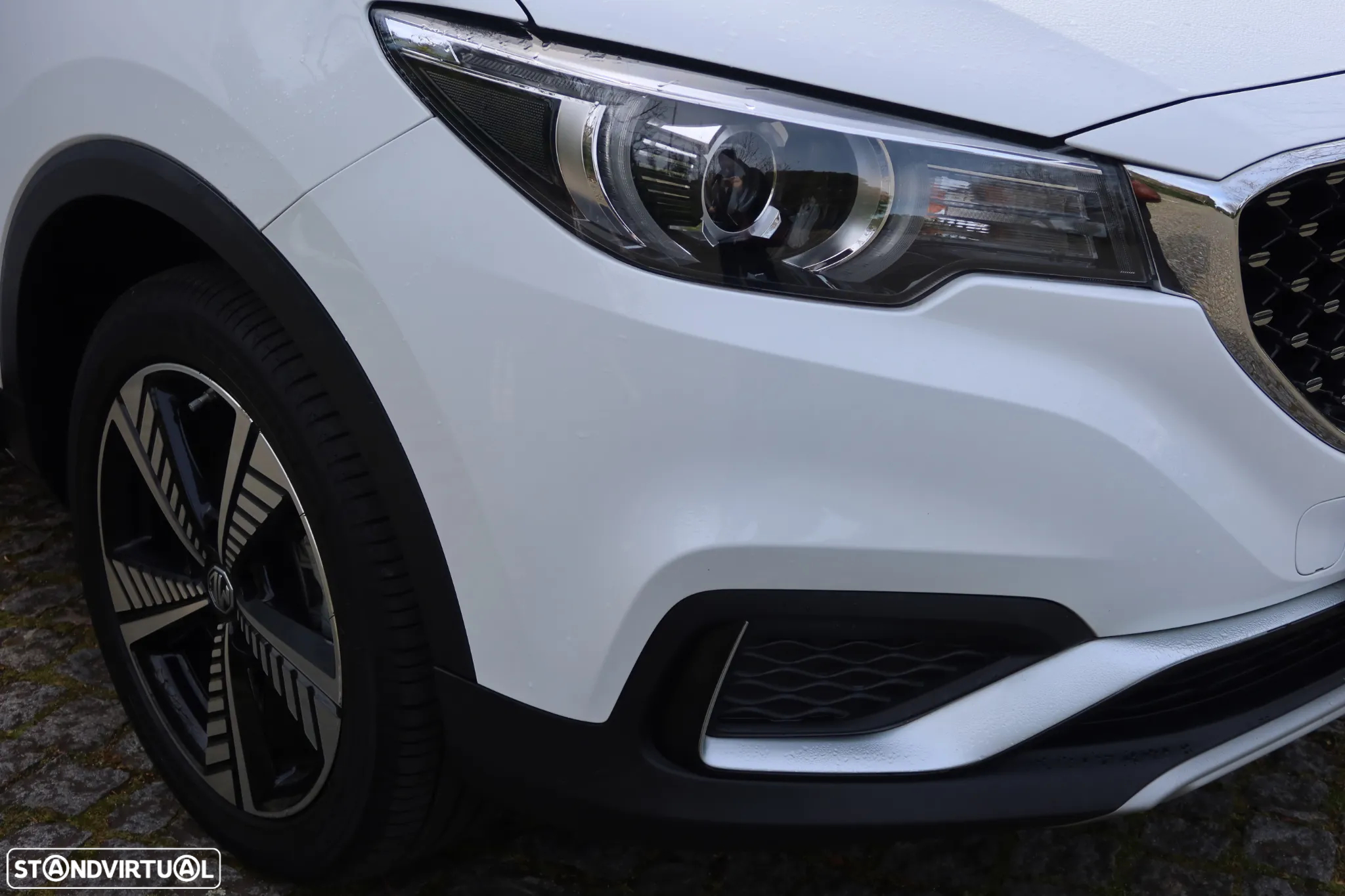 MG ZS EV Luxury - 8