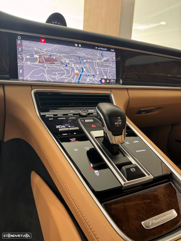 Porsche Panamera - 31