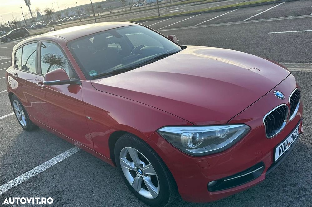 BMW Seria 1 120d Sport Line - 2