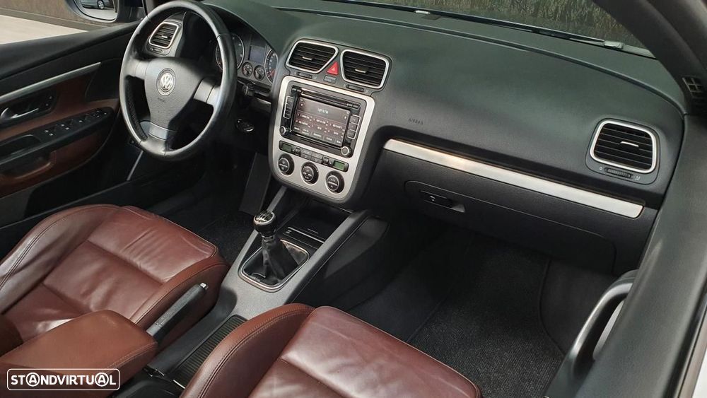 VW EOS 2.0 TDi DPF Exclusive - 30