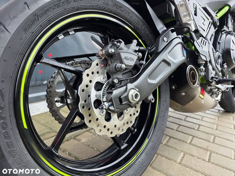 Kawasaki Z 650 - 21