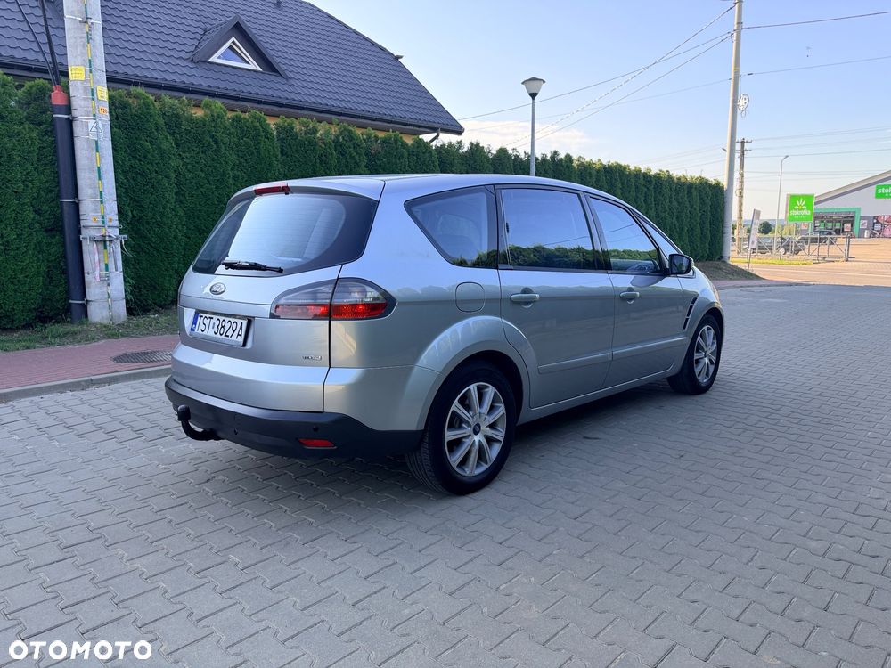 Ford S-Max 2.0 TDCi DPF Ambiente - 11