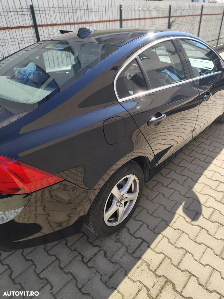 Volvo S60 D2 Basic - 14
