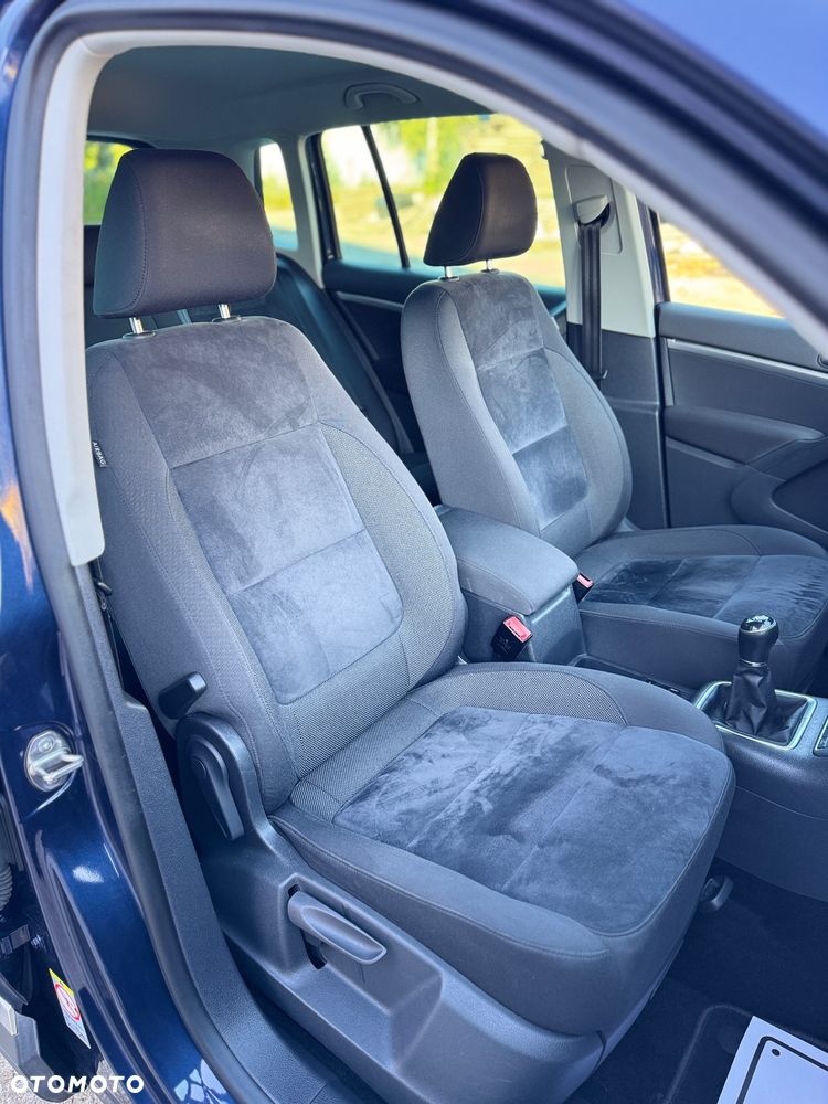 Volkswagen Tiguan - 11