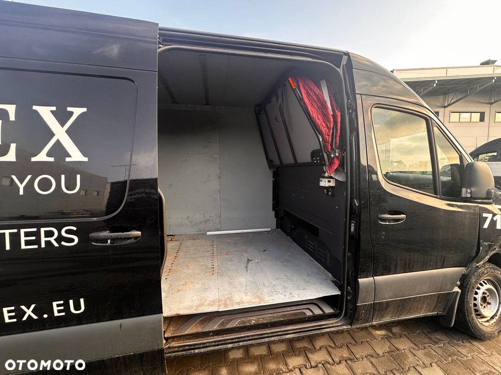 Mercedes-Benz Sprinter 319 CDI - 6