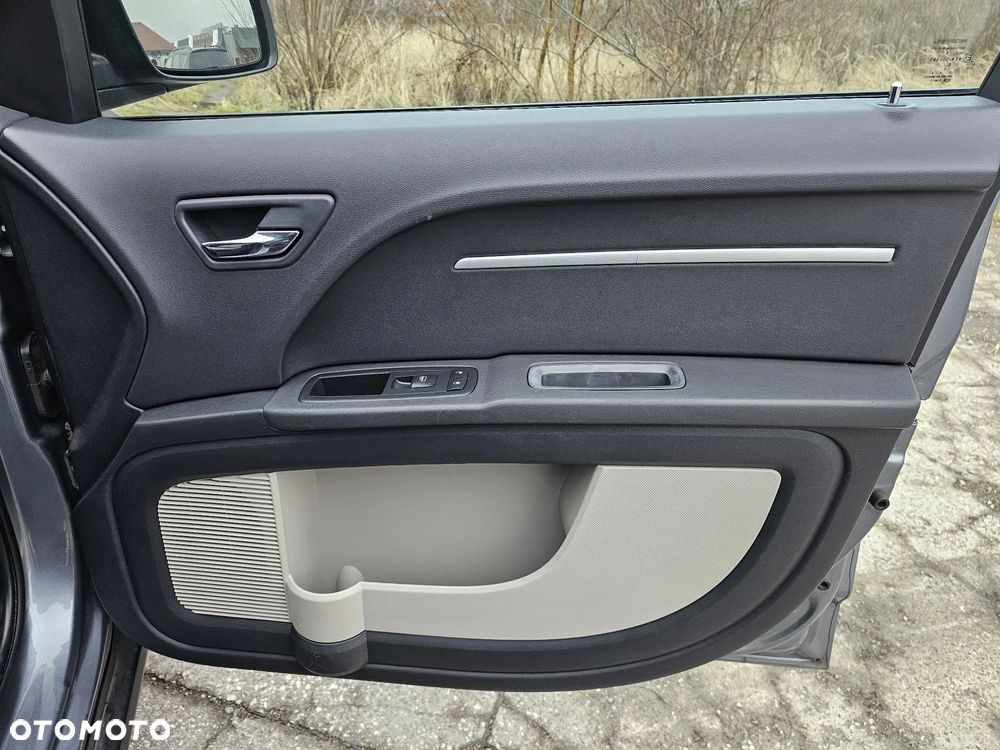 Dodge Journey 2.0 CRD SXT SR Edition - 26