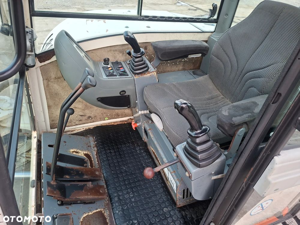 Terex SCHAEFF HR 32 - 9