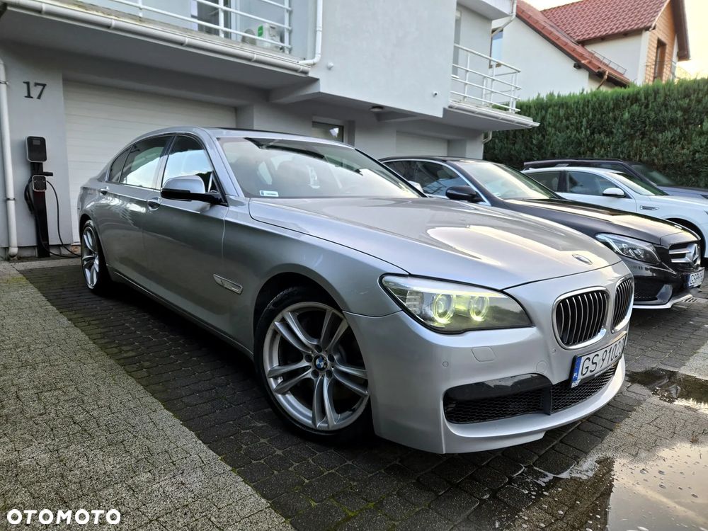BMW Seria 7 750Li - 3