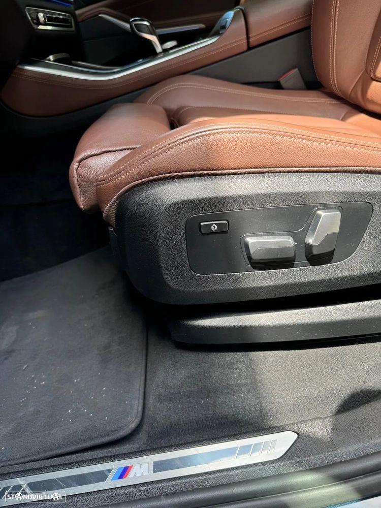BMW X5 45 e xDrive Pack M - 10