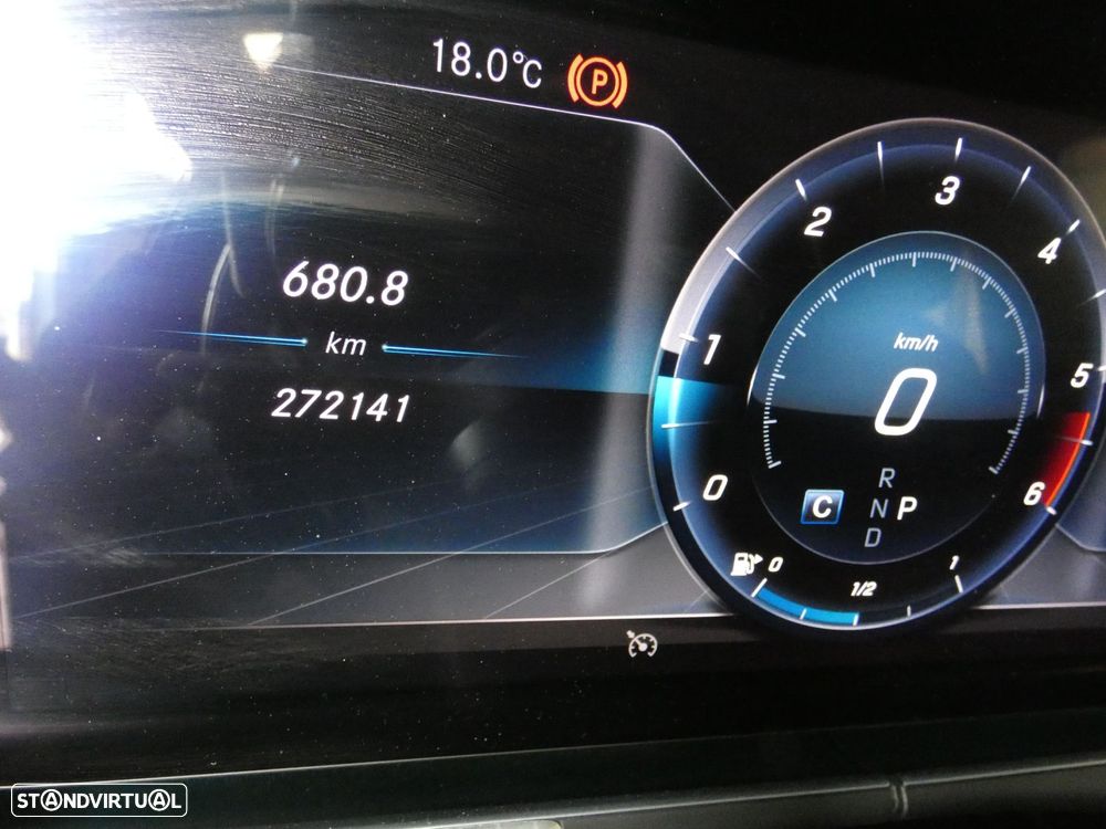 Mercedes-Benz E 220 d Avantgarde - 14