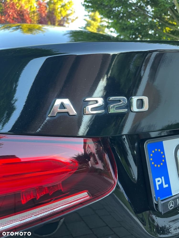 Mercedes-Benz Klasa A 220 4-Matic AMG Line 7G-DCT - 19
