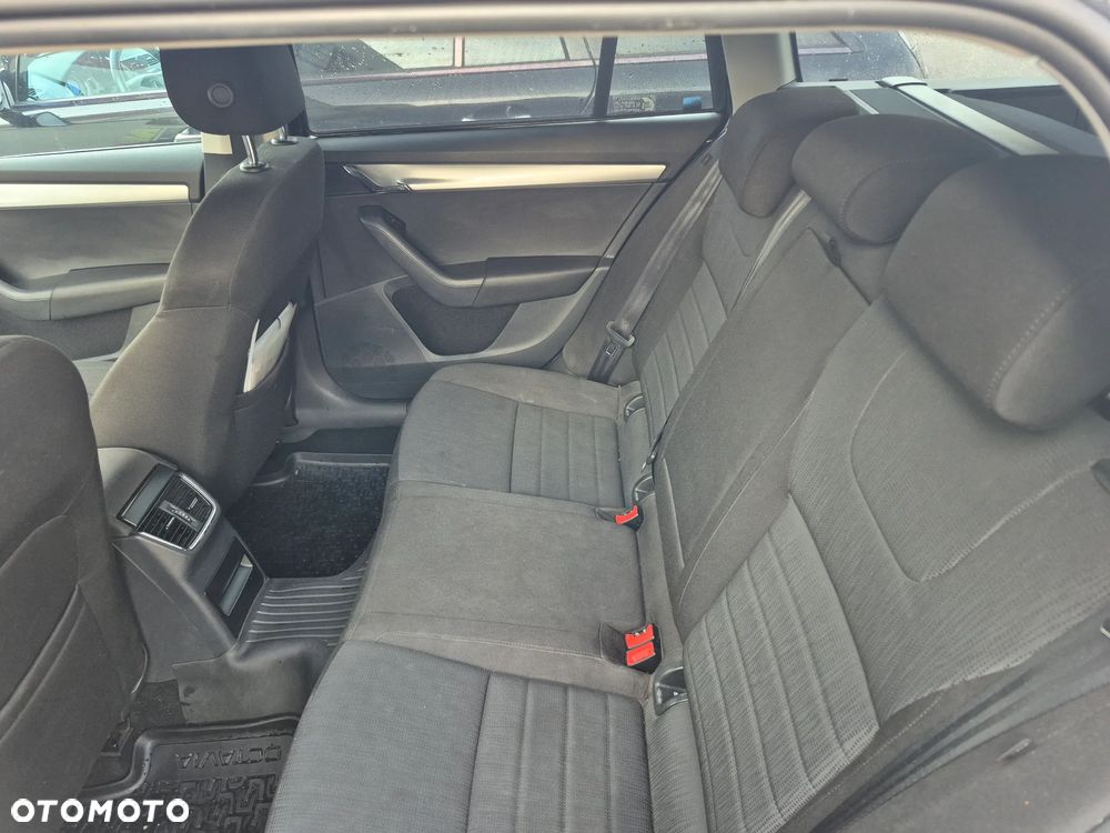 Skoda Octavia 1.8 TSI Elegance - 13