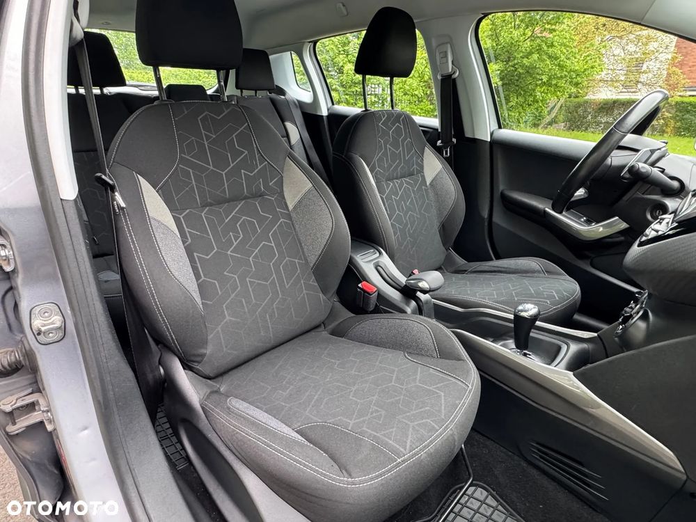 Peugeot 2008 - 16