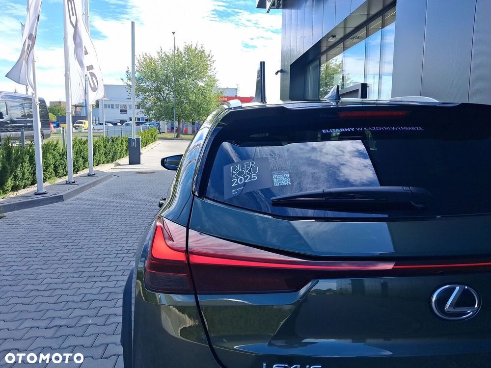 Lexus UX - 22