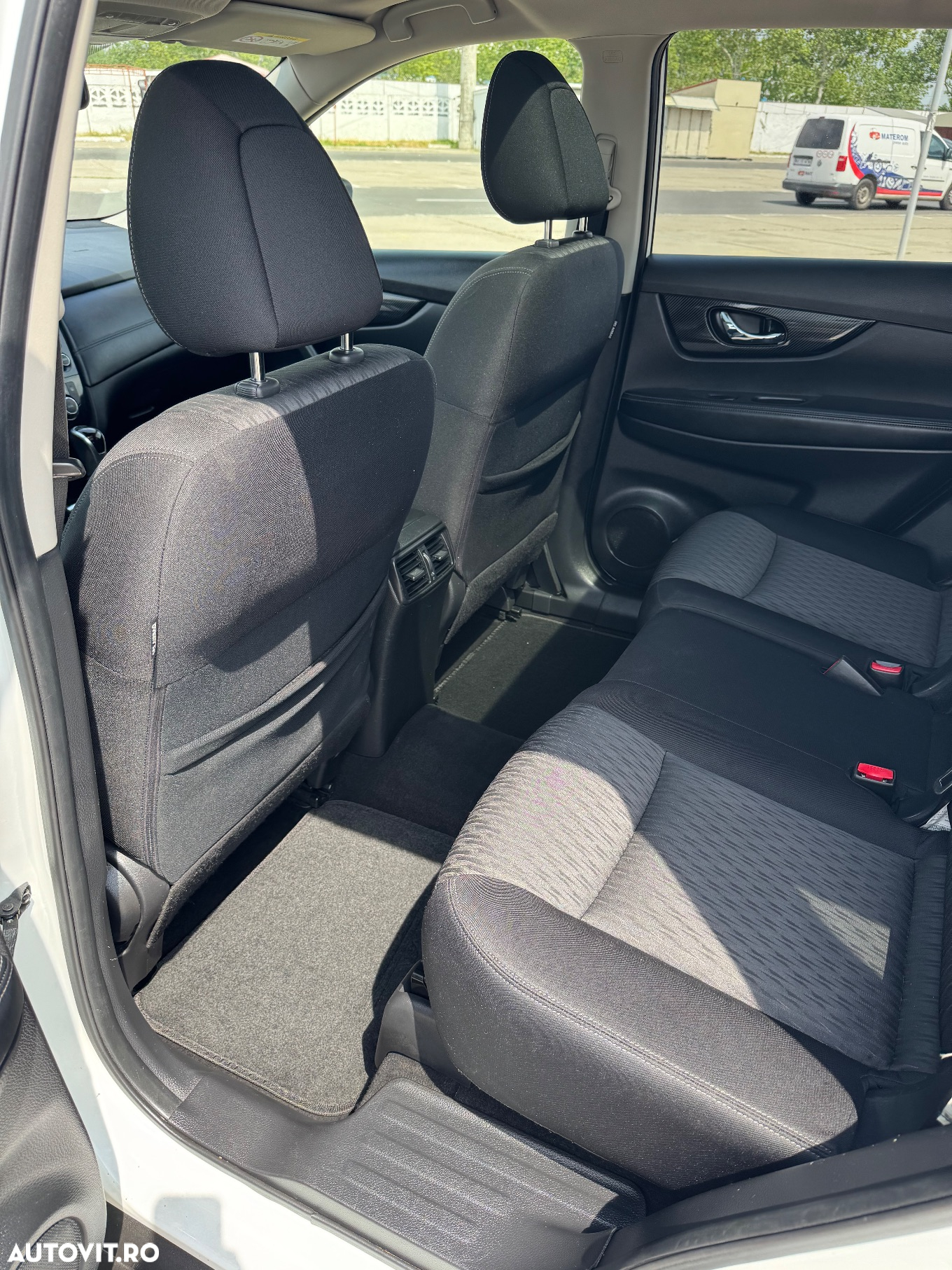 Nissan X-Trail 1.6 dCi Xtronic N-Connecta - 21