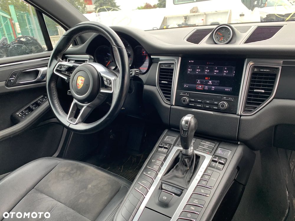 Porsche Macan PDK - 19