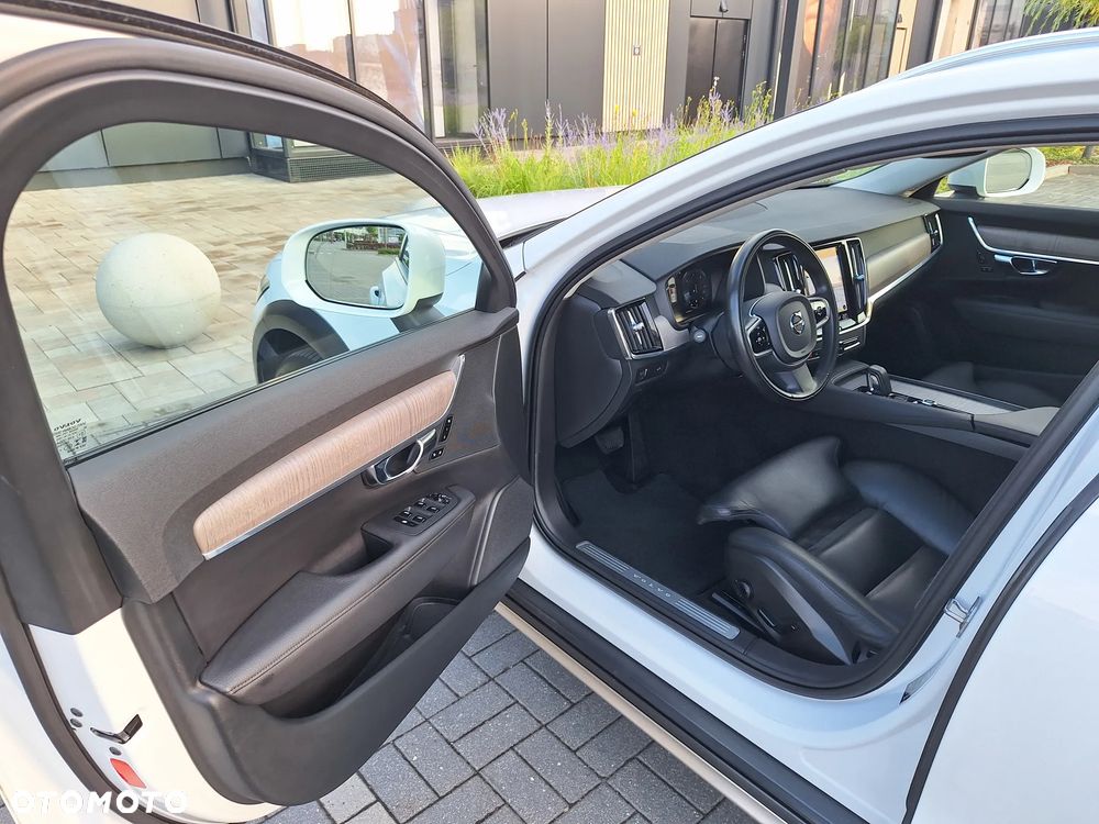 Volvo V90 Cross Country B5 D AWD Pro - 15
