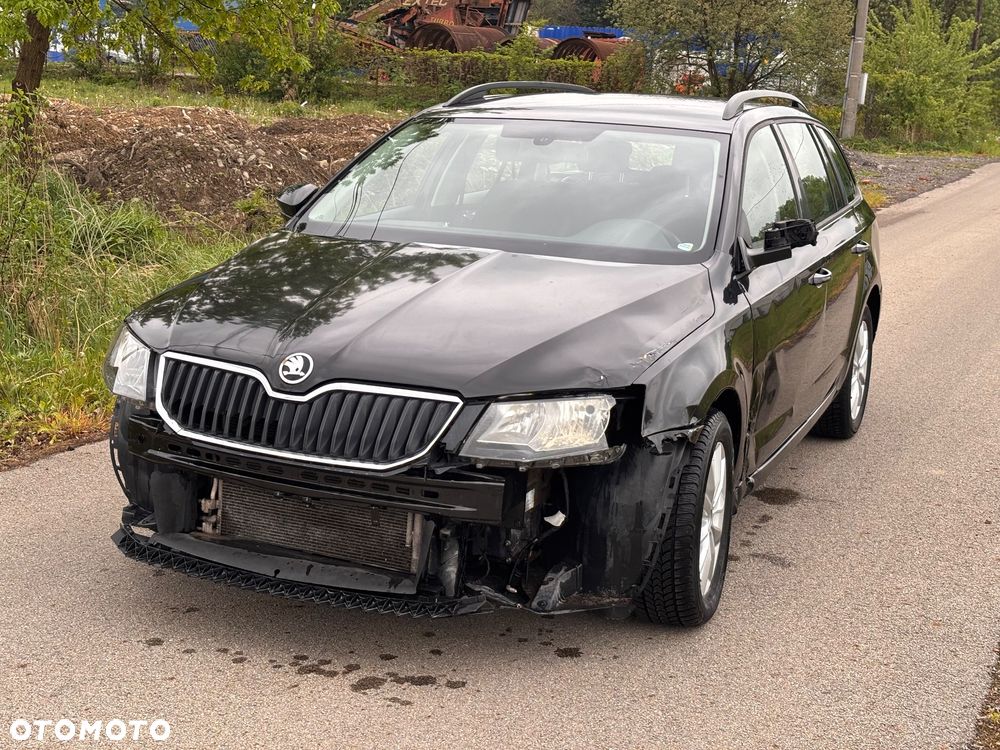 Skoda Octavia 1.6 TDI DPF DSG Ambition - 2