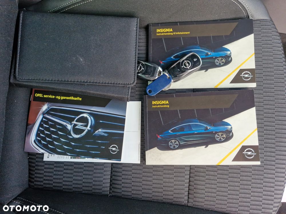 Opel Insignia 2.0 CDTI Exclusive S&S - 28
