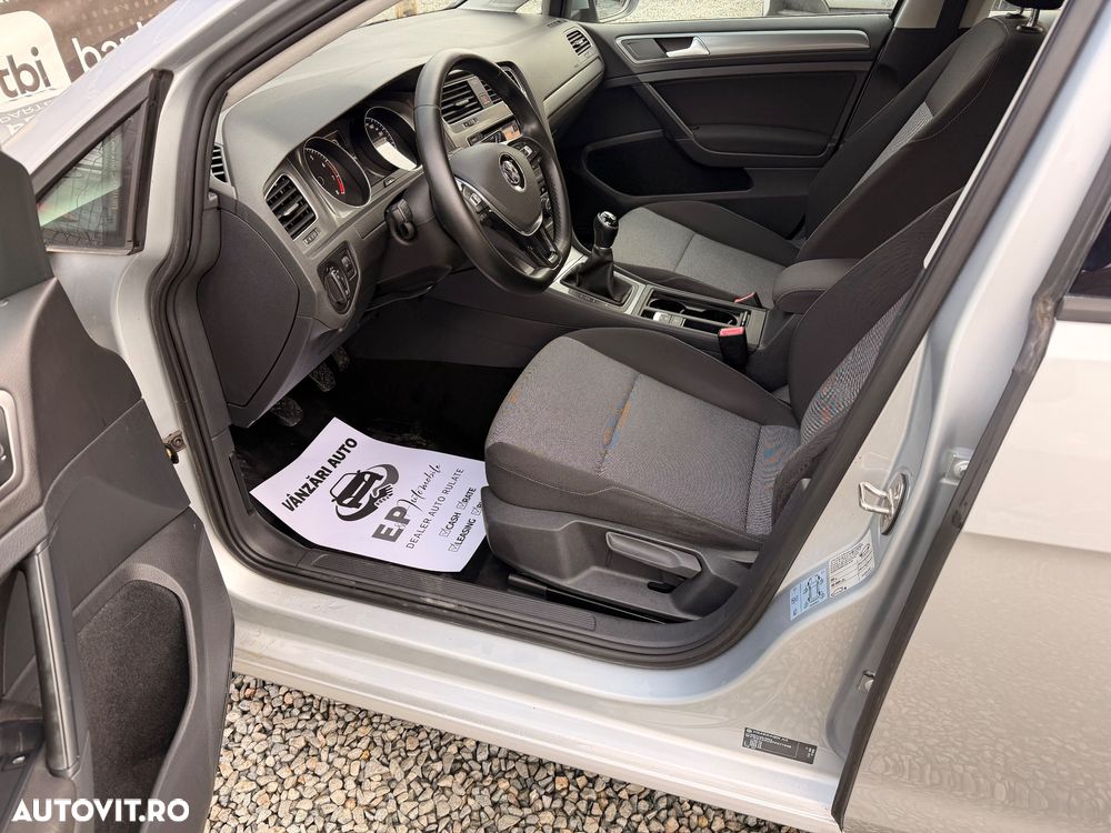 Volkswagen Golf 1.2 TSI BlueMotion Technology Comfortline - 22