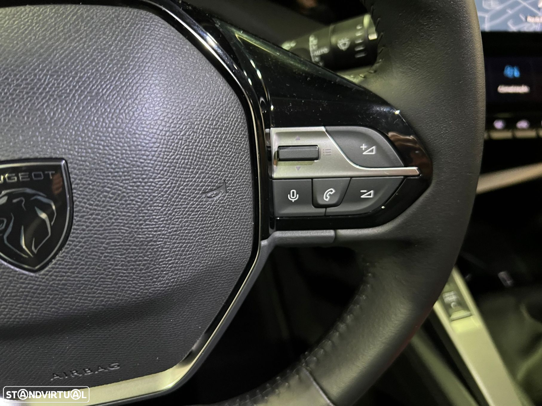 Peugeot 308 1.2 PureTech Allure Pack - 18