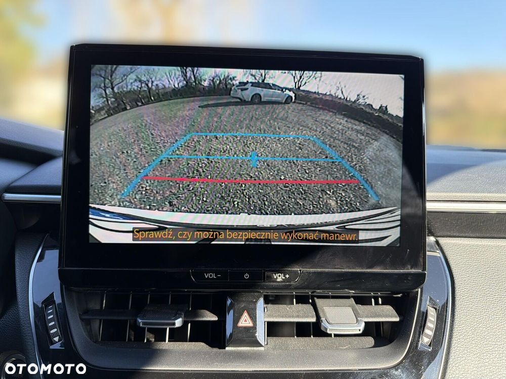 Toyota Corolla 2.0 Hybrid Comfort - 18