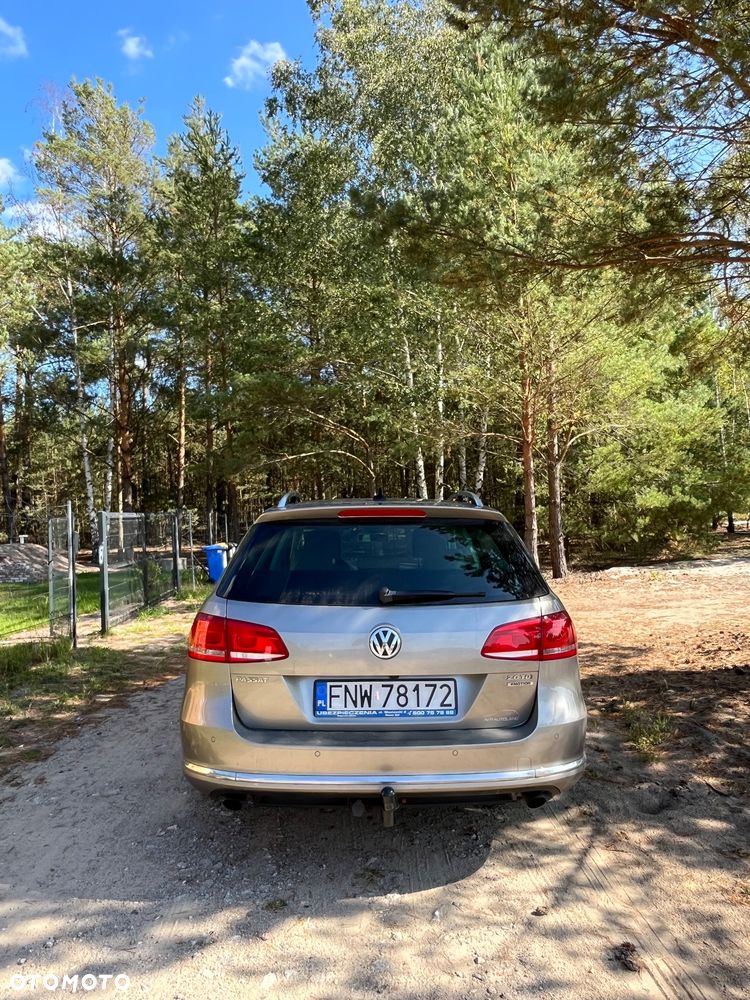 Volkswagen Passat 2.0 TDI 4Mot Highline DSG - 4