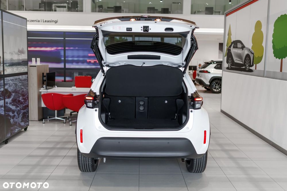 Toyota Yaris Cross Hybrid 1.5 Executive AWD - 25
