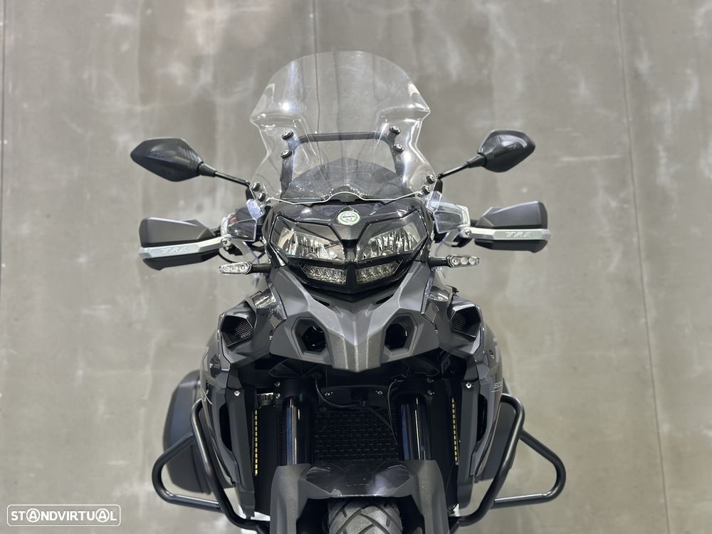 Benelli TRK 502 X - 8