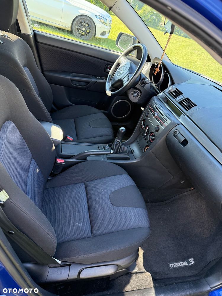 Mazda 323 - 8