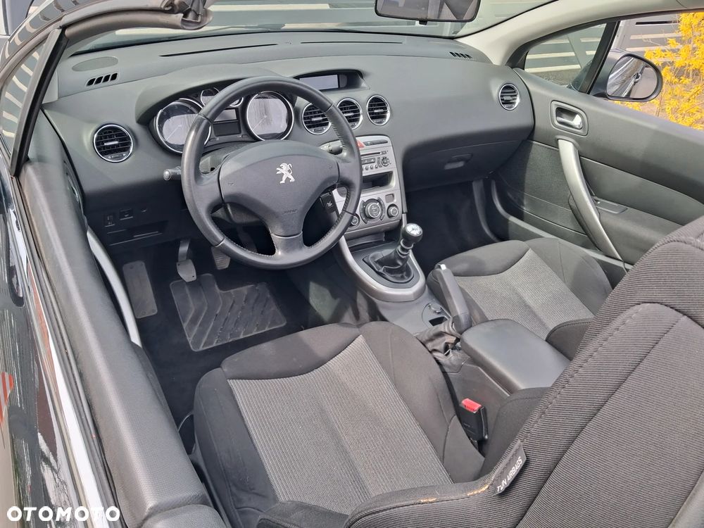Peugeot 308 CC - 10