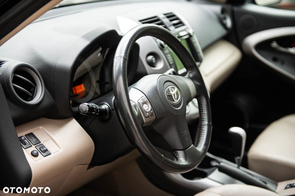 Toyota RAV4 2.0 4x4 Automatik Sol - 15