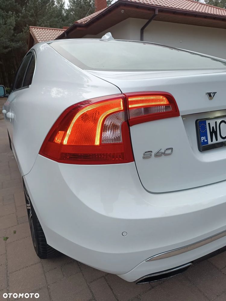 Volvo S60 T5 Drive-E Momentum - 38