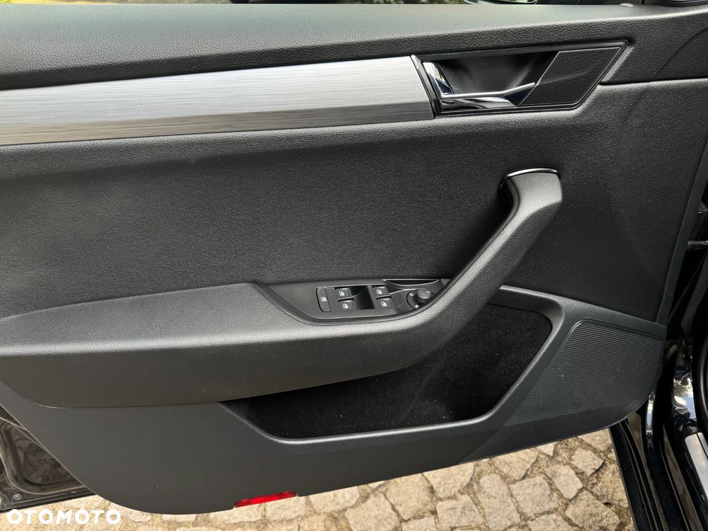 Skoda Superb 2.0 TSI Ambition DSG - 24