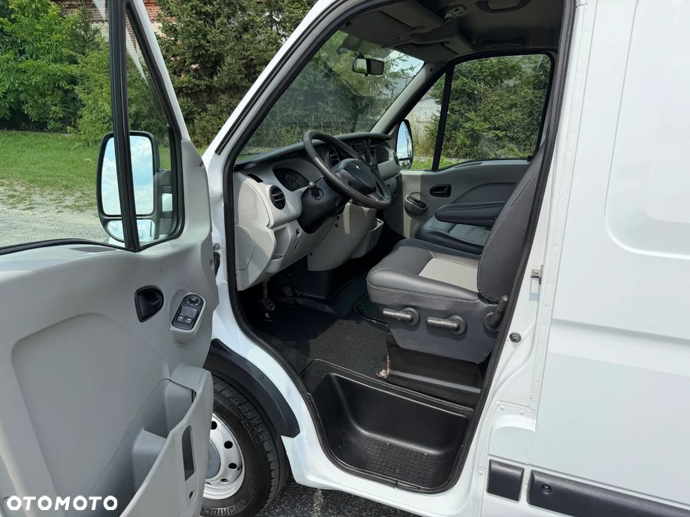 Renault Master * 2.5 / 120KM * L1H1 * Furgon / Blaszak * - 26