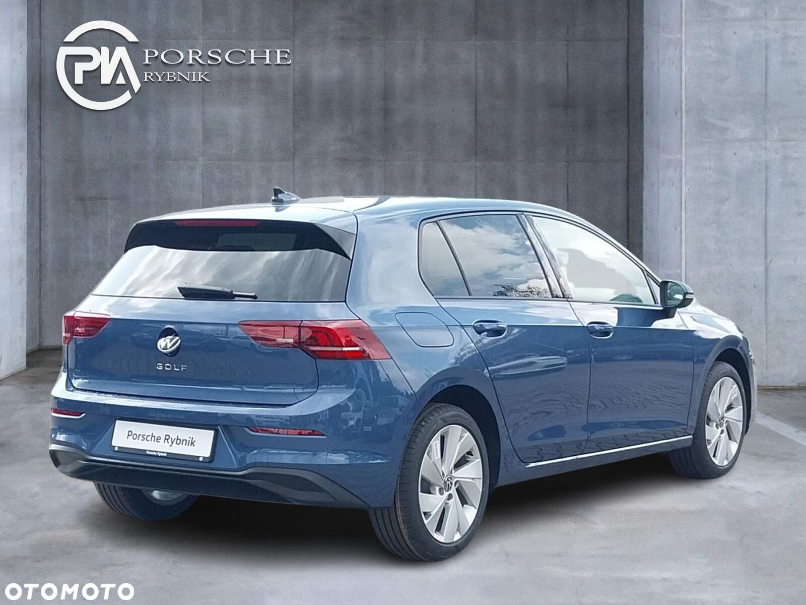 Volkswagen Golf - 6