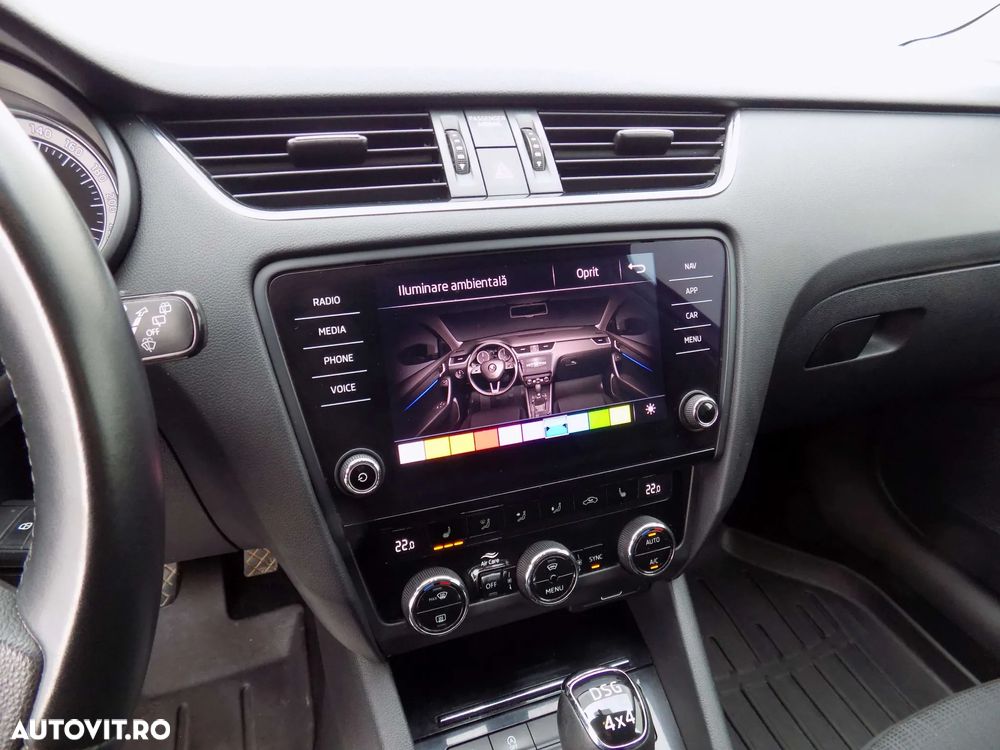 Skoda Octavia 2.0 TDI DSG 4X4 Style - 19